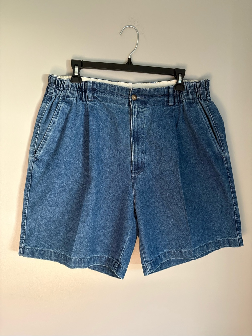Vintage Pleated Denim Shorts Comfortable Elastic Waist Blue Jean Jorts Size 36